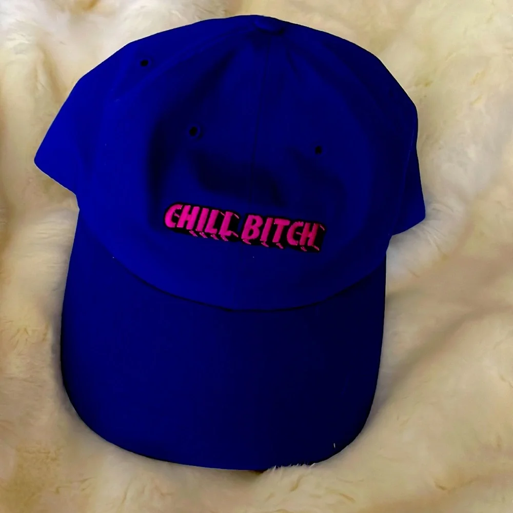 Baseball cap - Picture 1 of 2